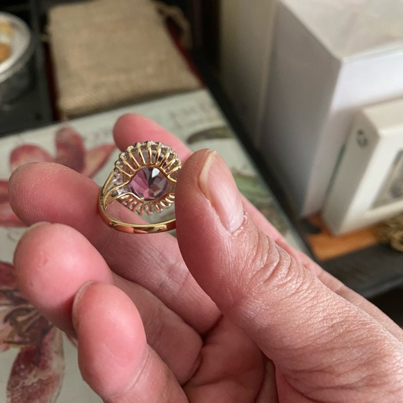 14k Two Tone Gold Diamond and Amethyst Ring Size 8 - Picture 7 of 7